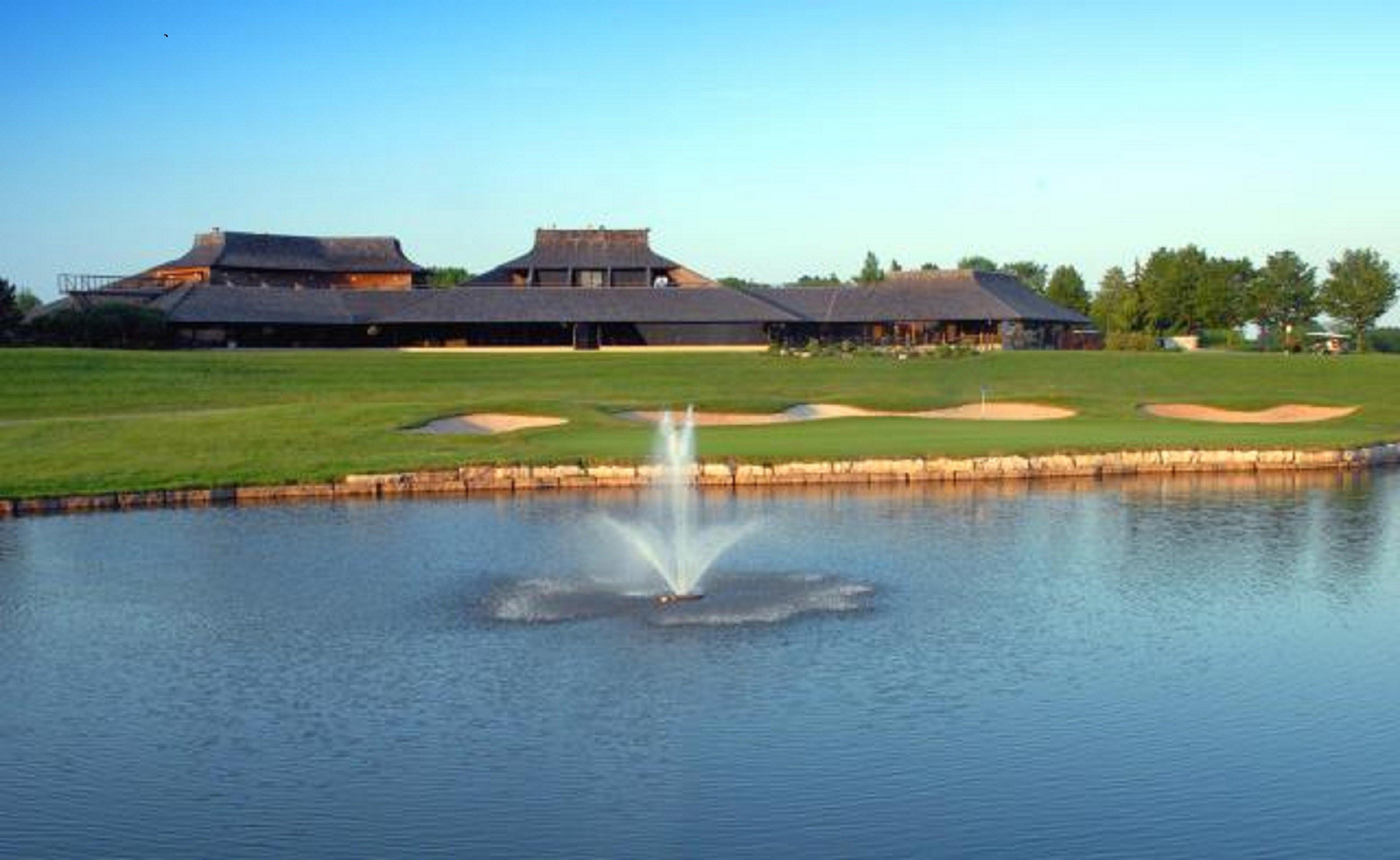 Express & Mississauga-toronto Southwest By Ihg Hotel 3*